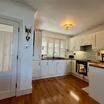 4 Harbour Town House