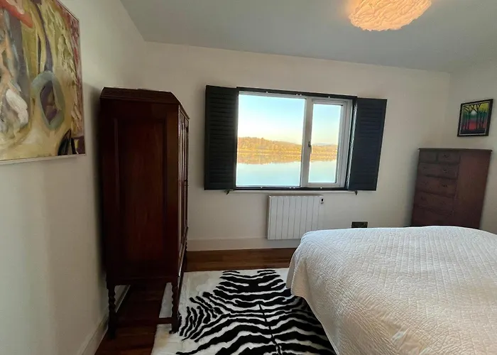 4 Harbour Town House