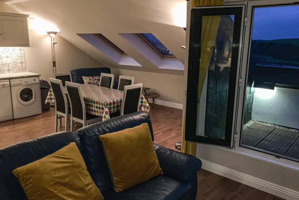 Ocean View Penthouse, The Harbour Mill, * Westport