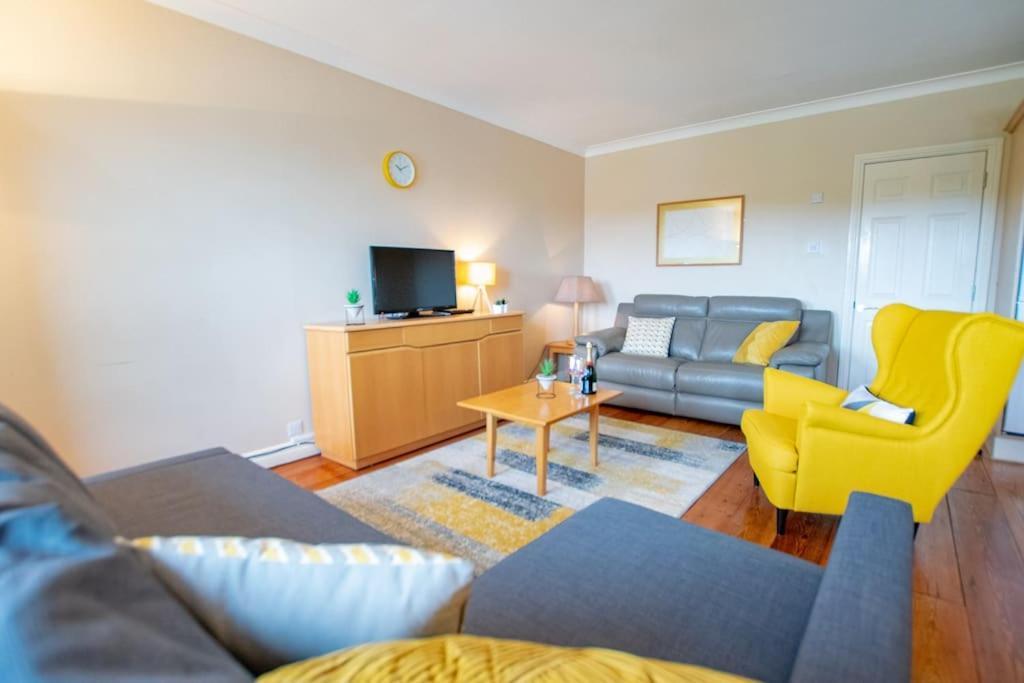 304 - The Harbour View By Shortstays Apartment *