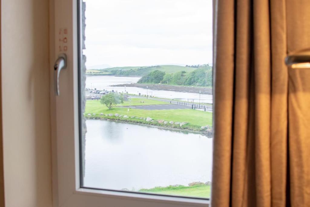 Apartment 304 - The Harbour View By Shortstays *