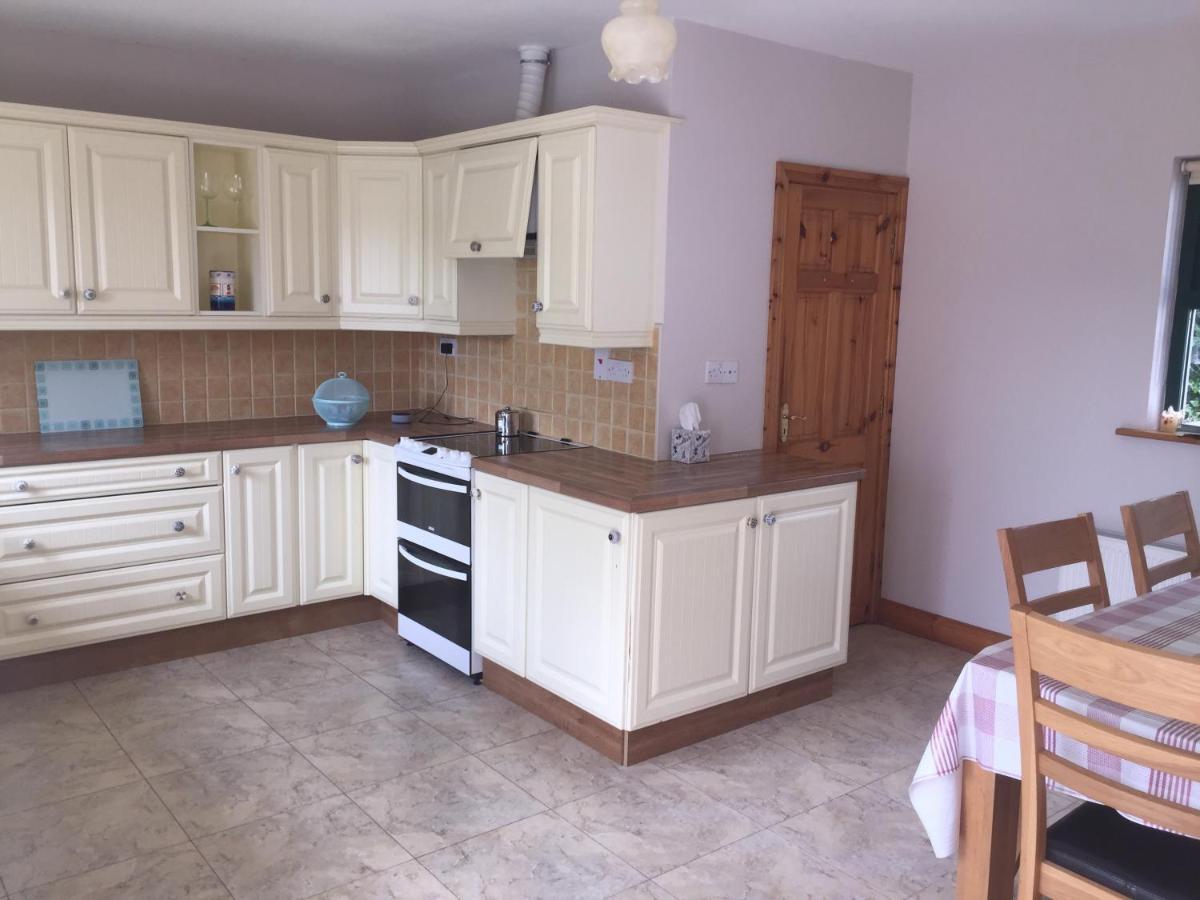 Holiday home Rose Holiday House Near Sea & Croagh Patrick, Sleeps 8 *