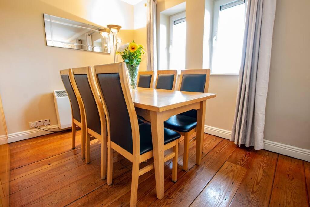 304 - The Harbour View By Shortstays Apartment Westport