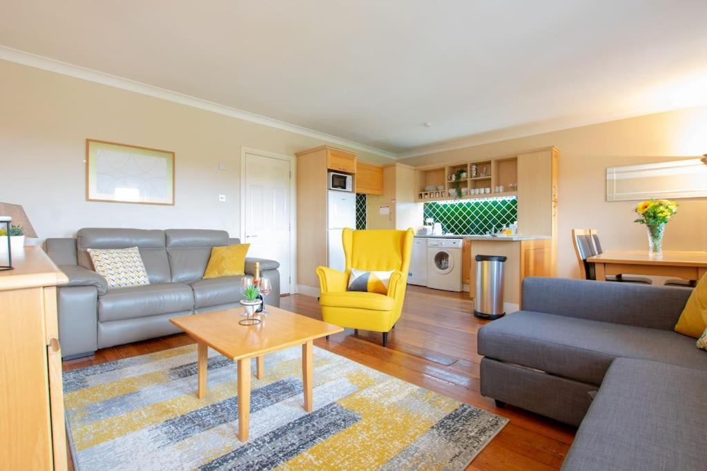 304 - The Harbour View By Shortstays Apartment Westport
