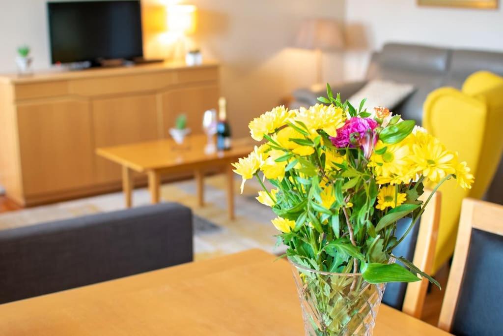 304 - The Harbour View By Shortstays Apartment Westport
