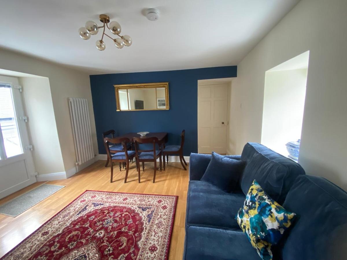 Surveyors House Apt, Westport, Lovely 2 Bed 2 Bath