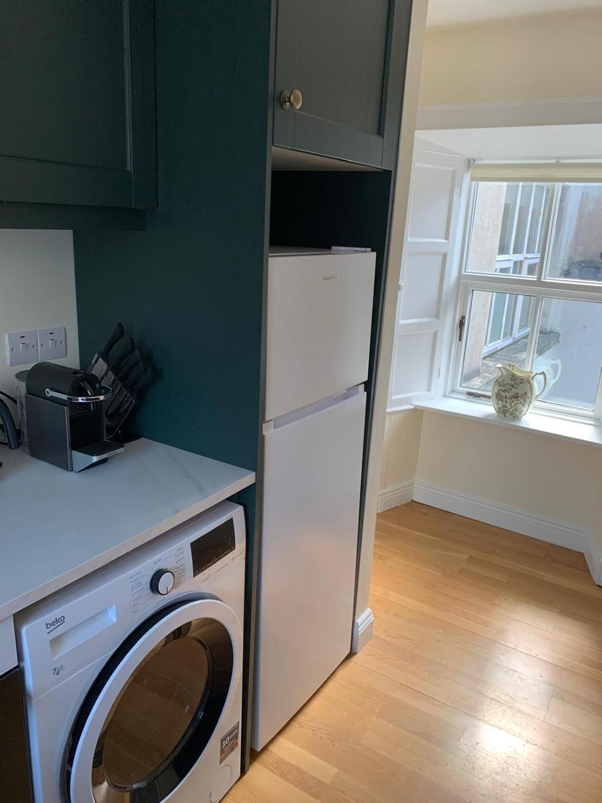 Apartment Surveyors House Apt, Westport, Lovely 2 Bed 2 Bath