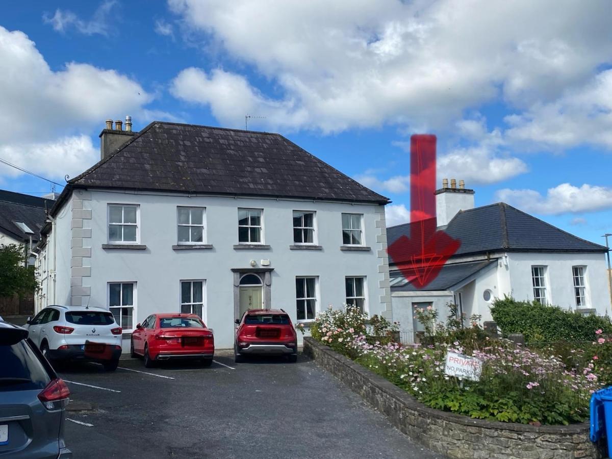 Apartment Surveyors House Apt, Westport, Lovely 2 Bed 2 Bath