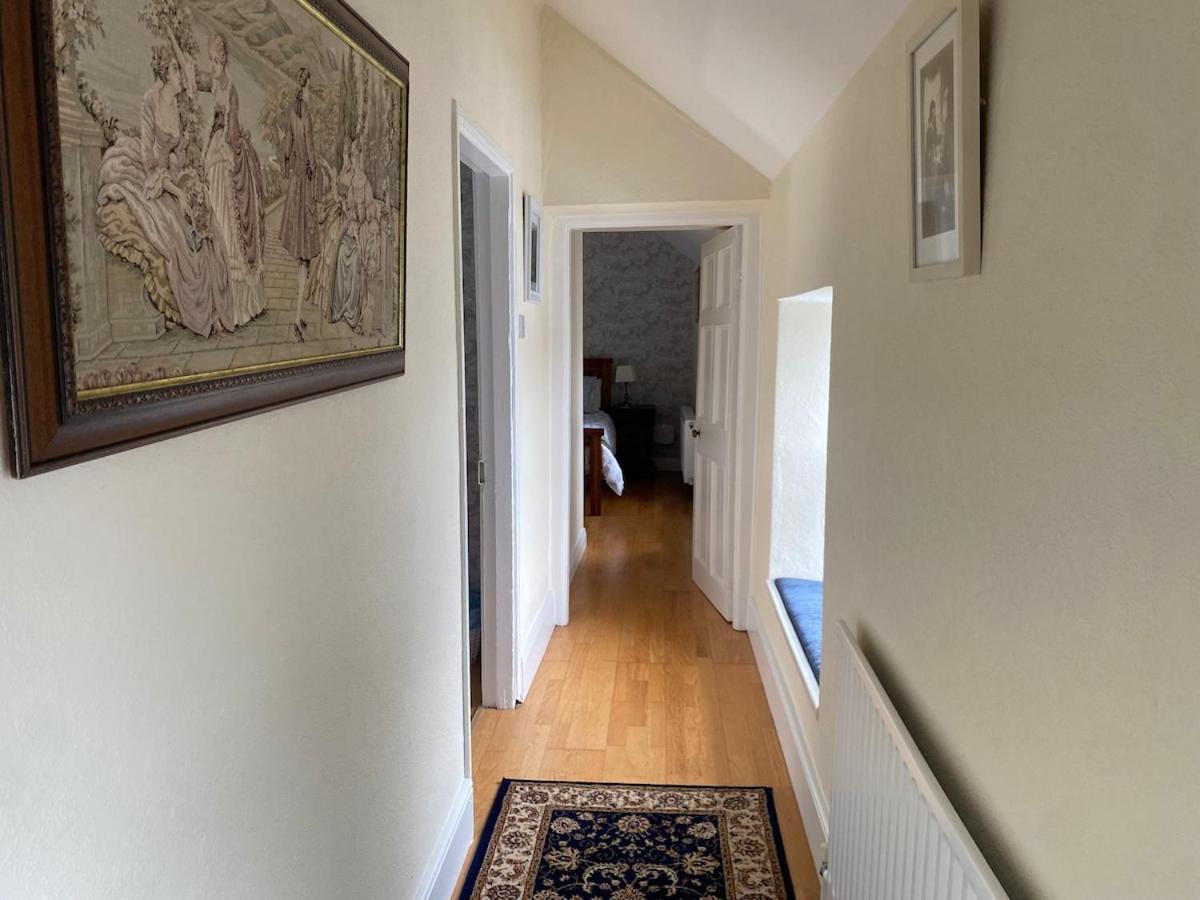 Surveyors House Apt, Westport, Lovely 2 Bed 2 Bath Apartment
