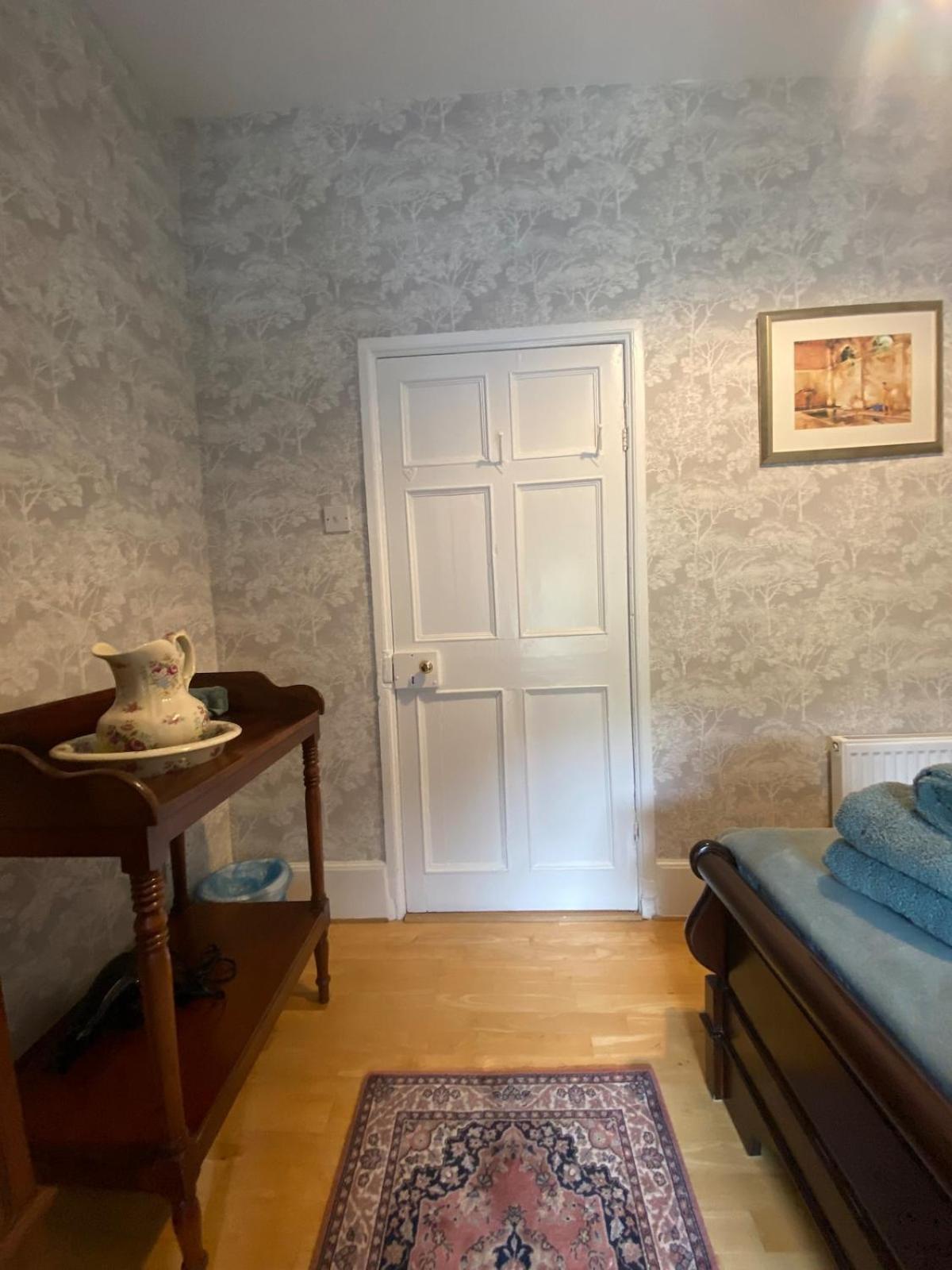 Apartment Surveyors House Apt, Westport, Lovely 2 Bed 2 Bath *