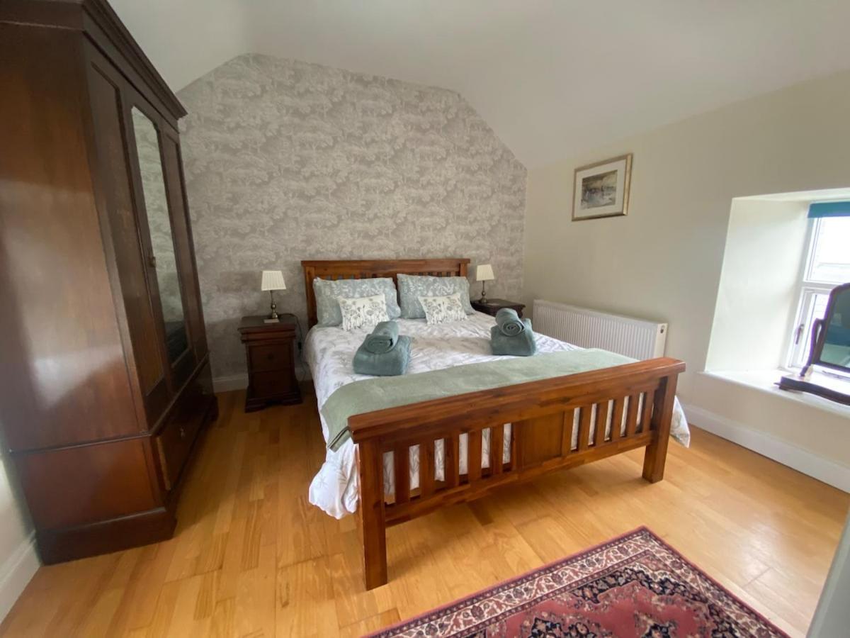 Apartment Surveyors House Apt, Westport, Lovely 2 Bed 2 Bath Westport
