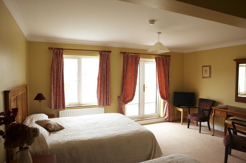 Bed & Breakfast Seapoint House Westport