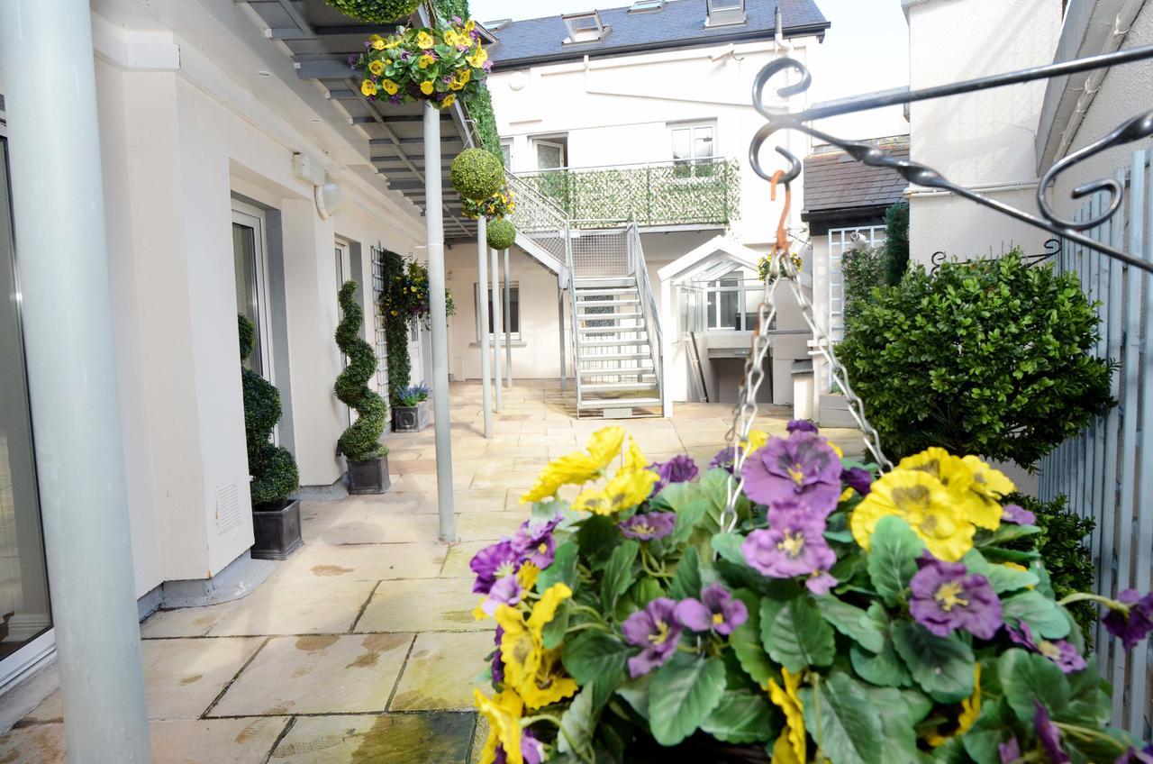 The Helm Apartment Westport