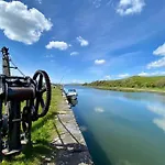 The Reek At The Harbour Mills By Shortstays