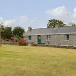 Toms Cottage