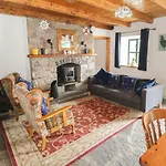 Toms Cottage