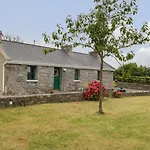 Toms Cottage