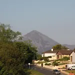 Brooklodge Bed And Breakfast
