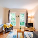 215 - The Willow At The Harbour Mill By Shortstays