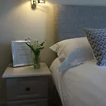 Buckfield Inn
