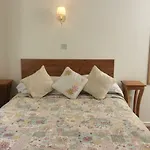 Hazelbrook Bed & Breakfast