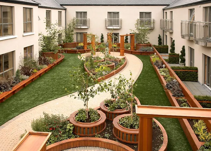 Westport Plaza Hotel, Spa & Leisure