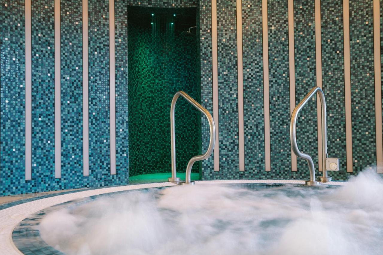 Hotel Plaza Hotel, Spa & Leisure Westport
