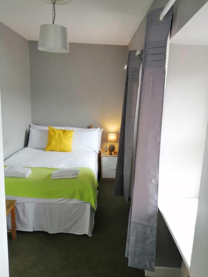 An File Economy Auberge de jeunesse