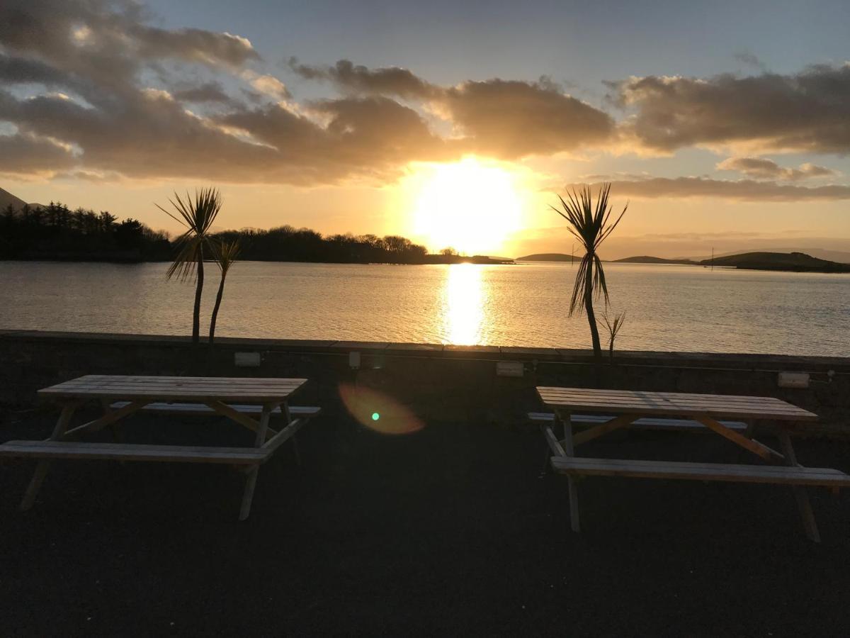 The Quays * Westport