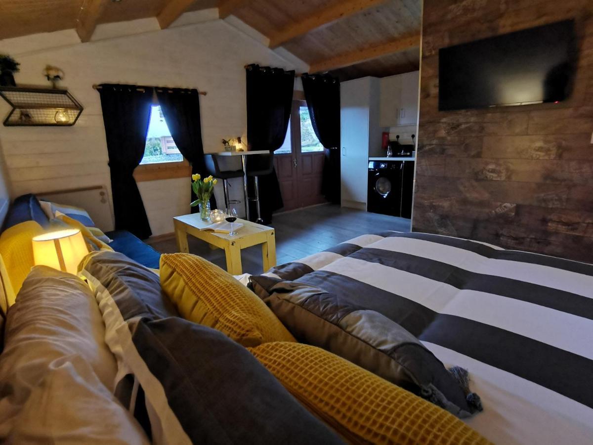 Chalet Country