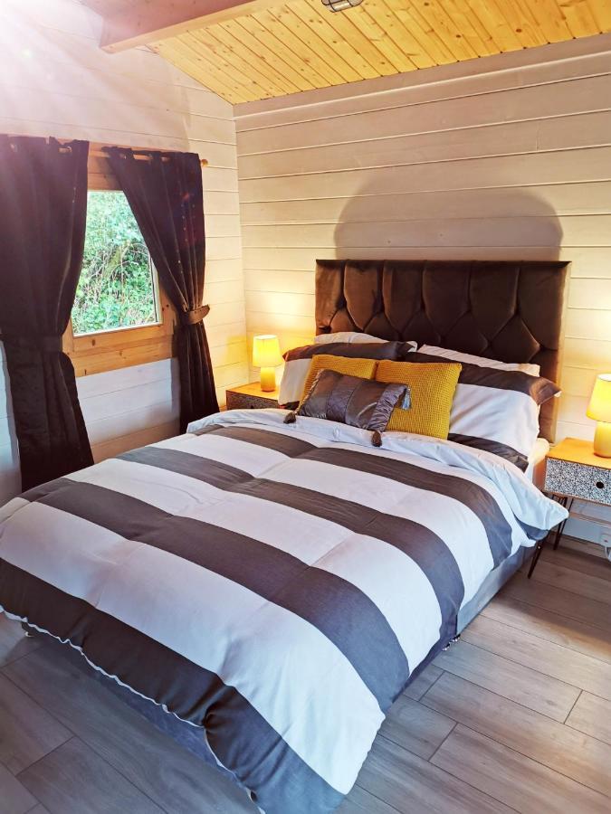 Chalet Country *