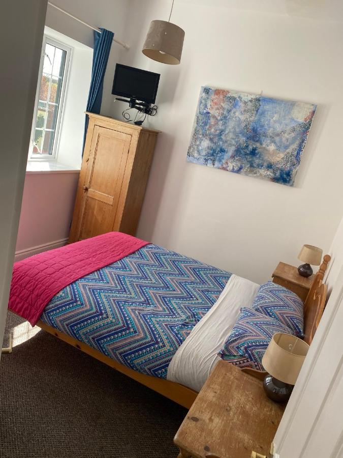 Quay Lodge *