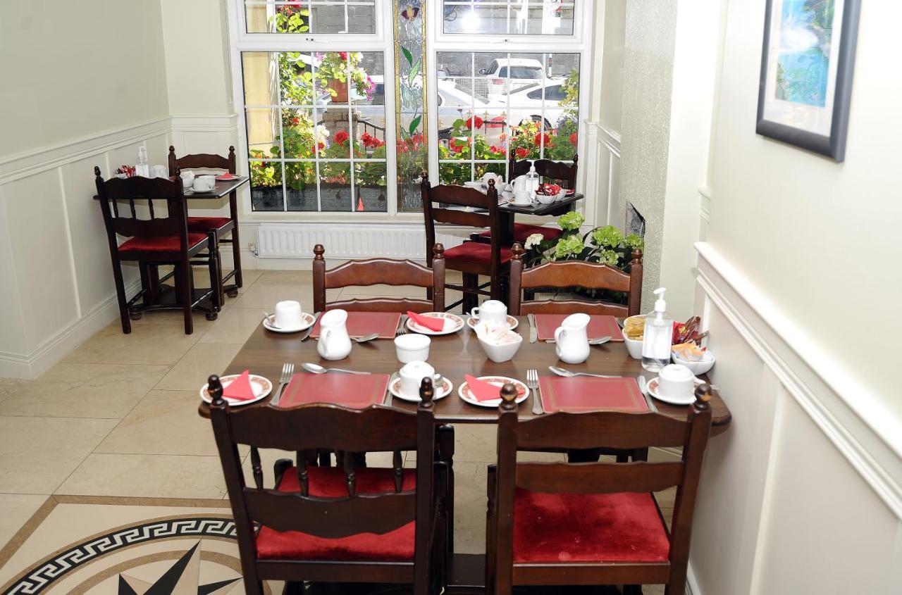 Guest house Clooneen House 3*