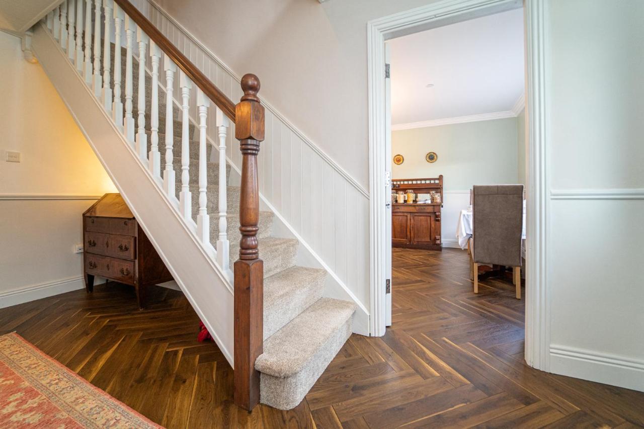 Five Ferns House Bed & Breakfast