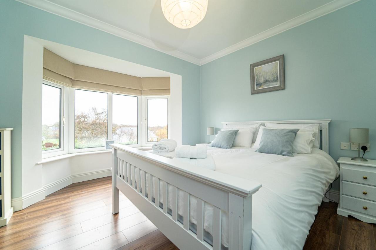 Bed & Breakfast Five Ferns House
