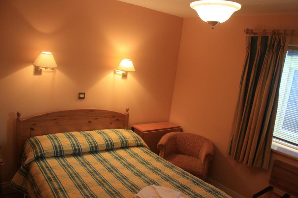 Bed & Breakfast Boffin 3*