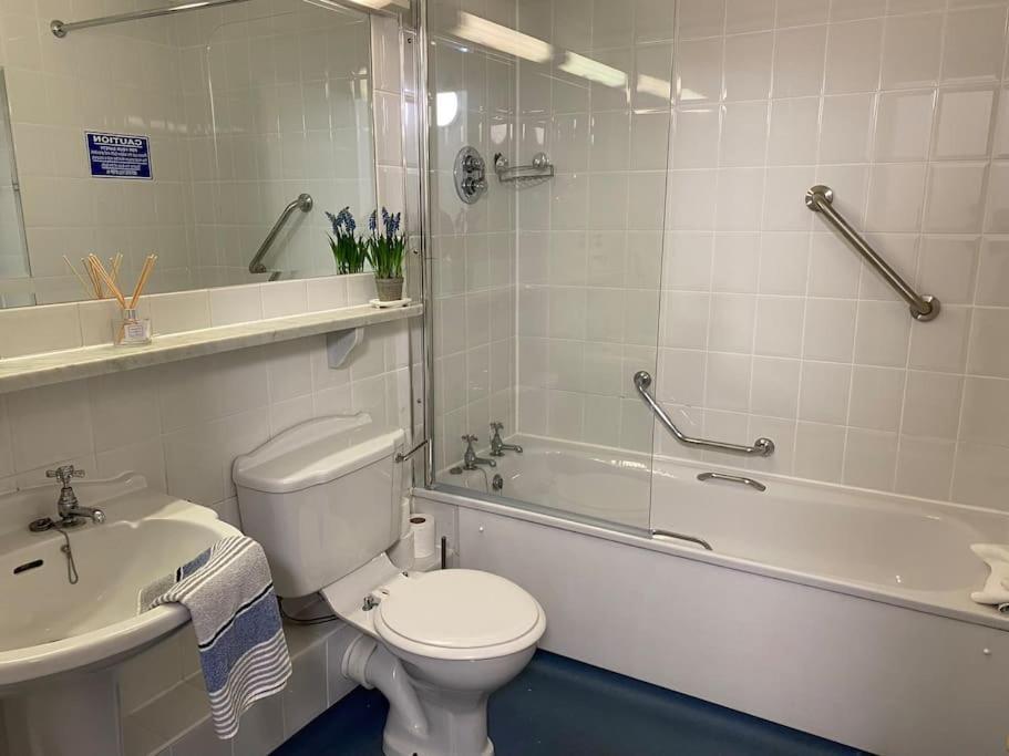 Apartment Sea View, 1st Floor, Harbour Mill, Quay *