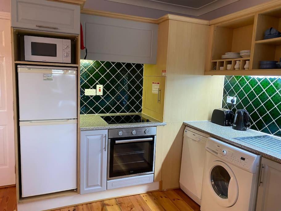 Sea View, 1st Floor, Harbour Mill, Quay Apartment *