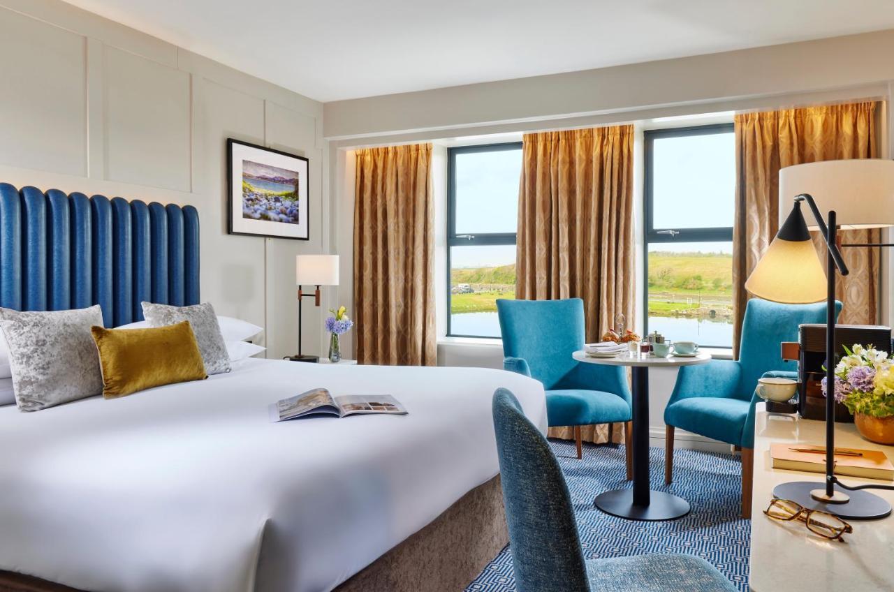 Coast Hotel