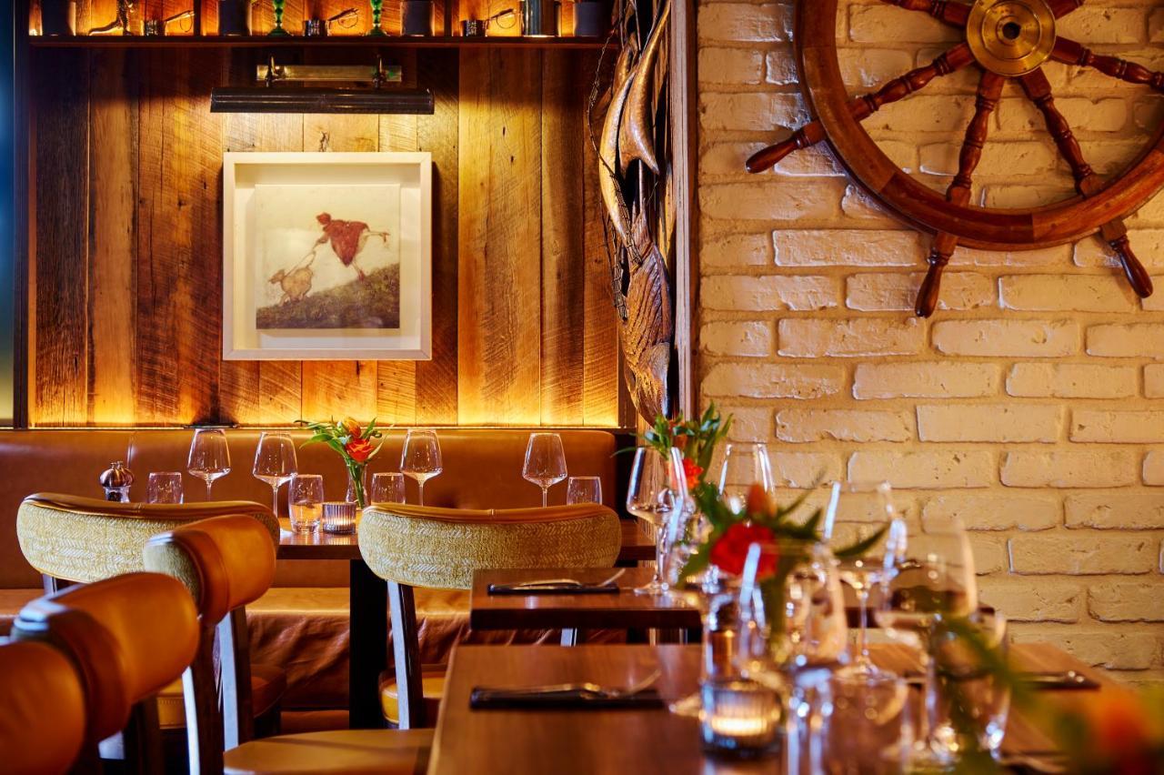 Coast 4* Westport