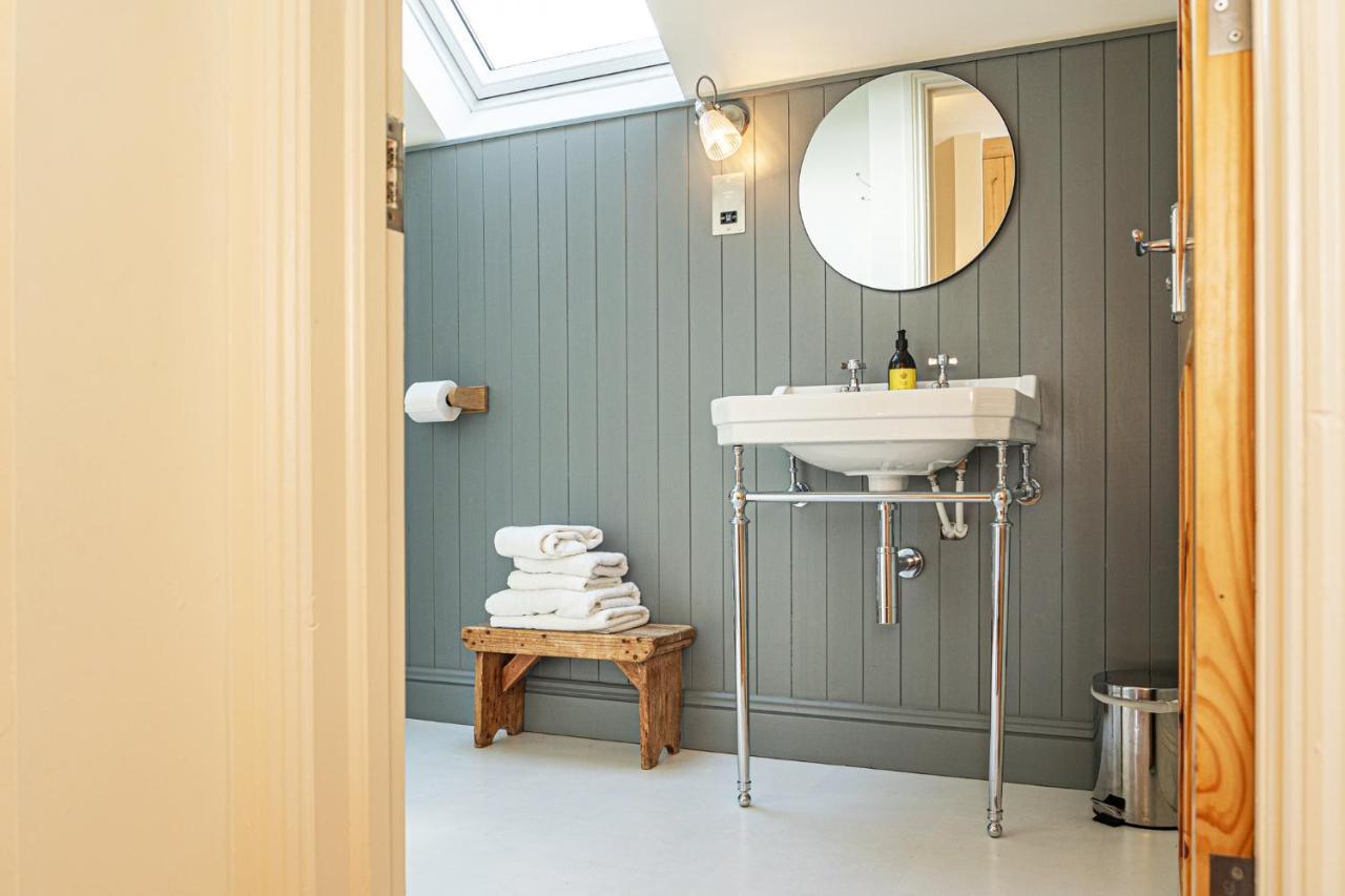 The Roost Apartment Westport