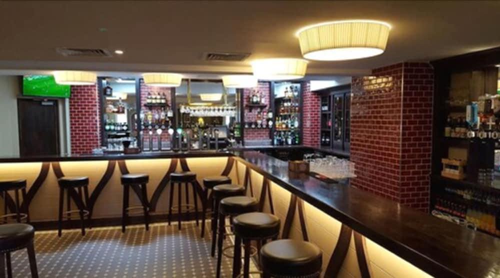 Coast 4* Westport