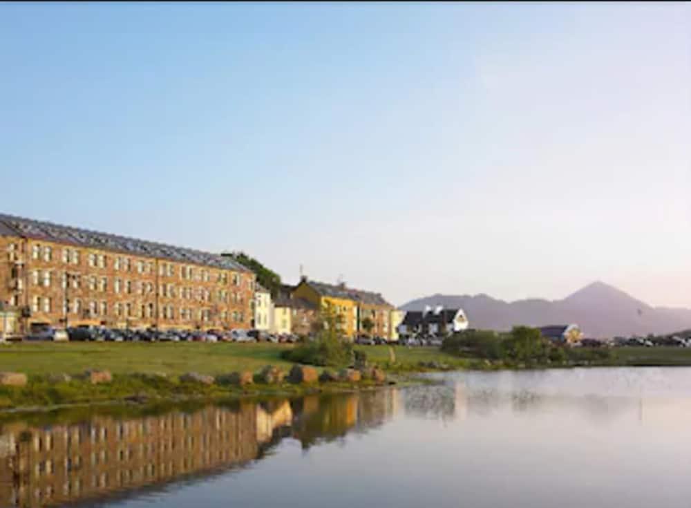 Coast 4* Westport