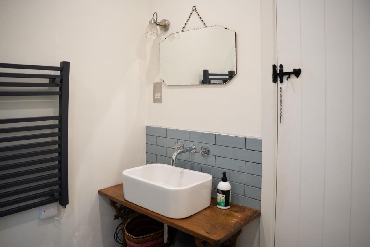 Apartment The Roost Westport