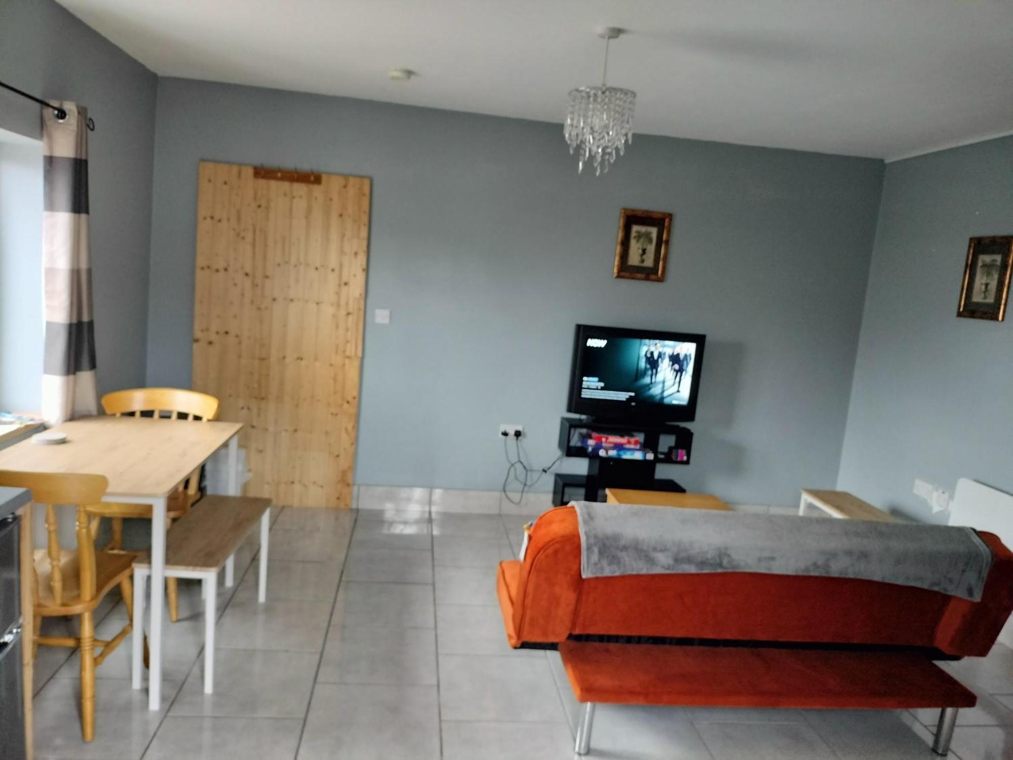 One Bedroom Achill Island Pets Allowed Apartment *