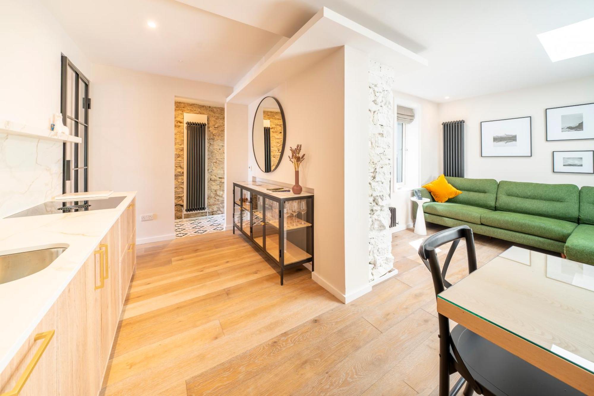 Boutique Townhouse * Westport