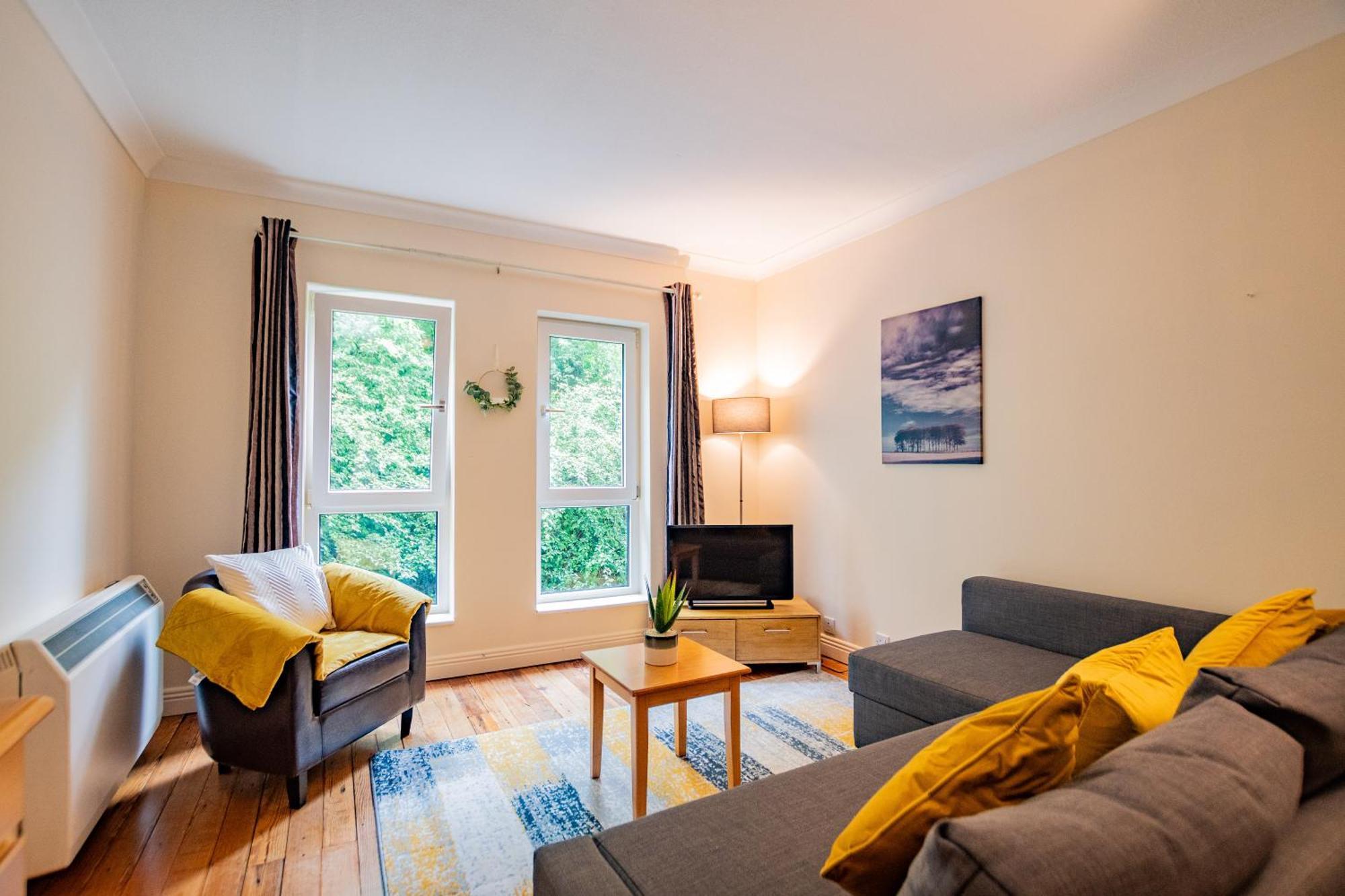 215 - The Willow At The Harbour Mill By Shortstays Apartment *