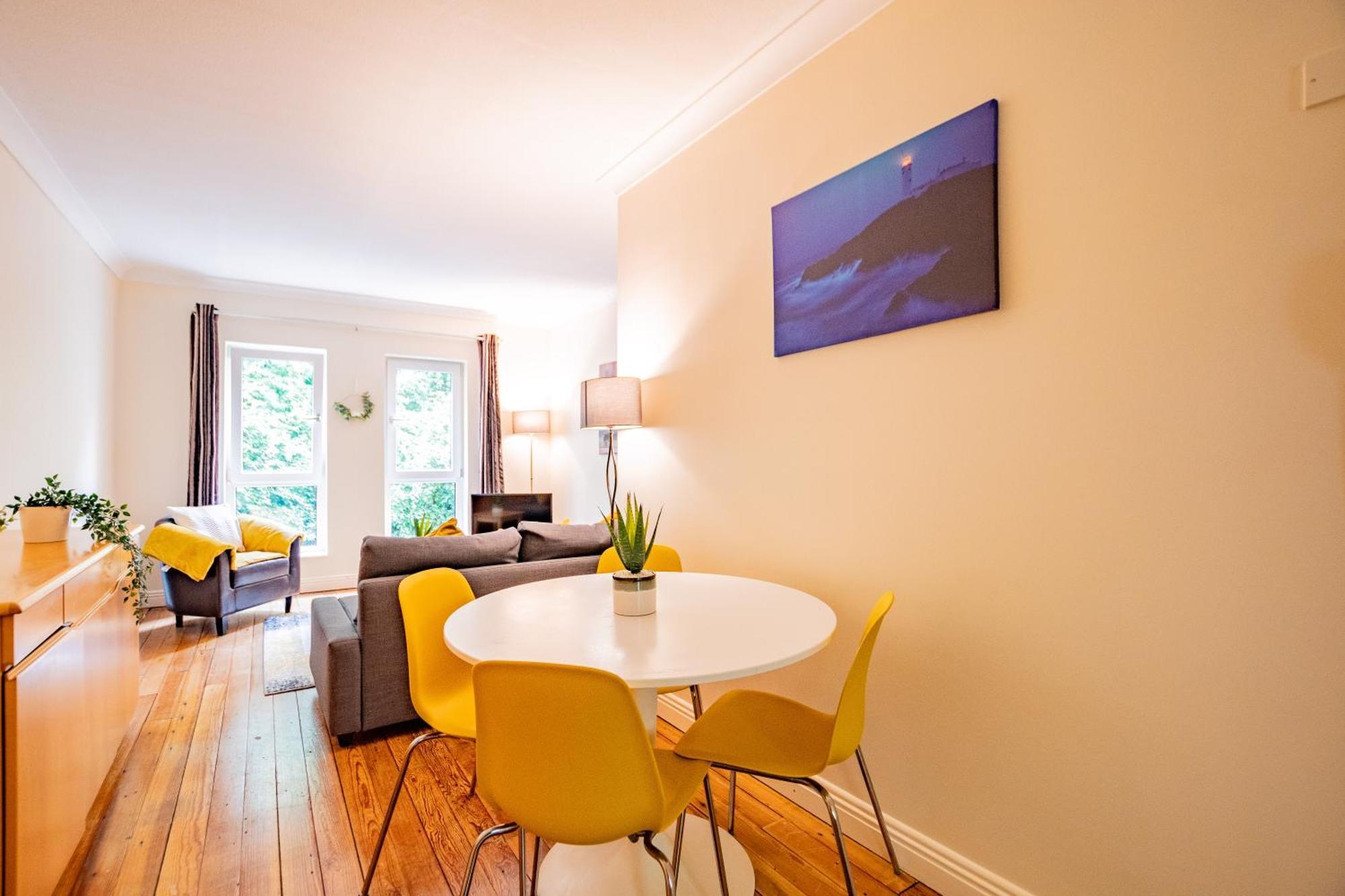 Apartment 215 - The Willow At The Harbour Mill By Shortstays *