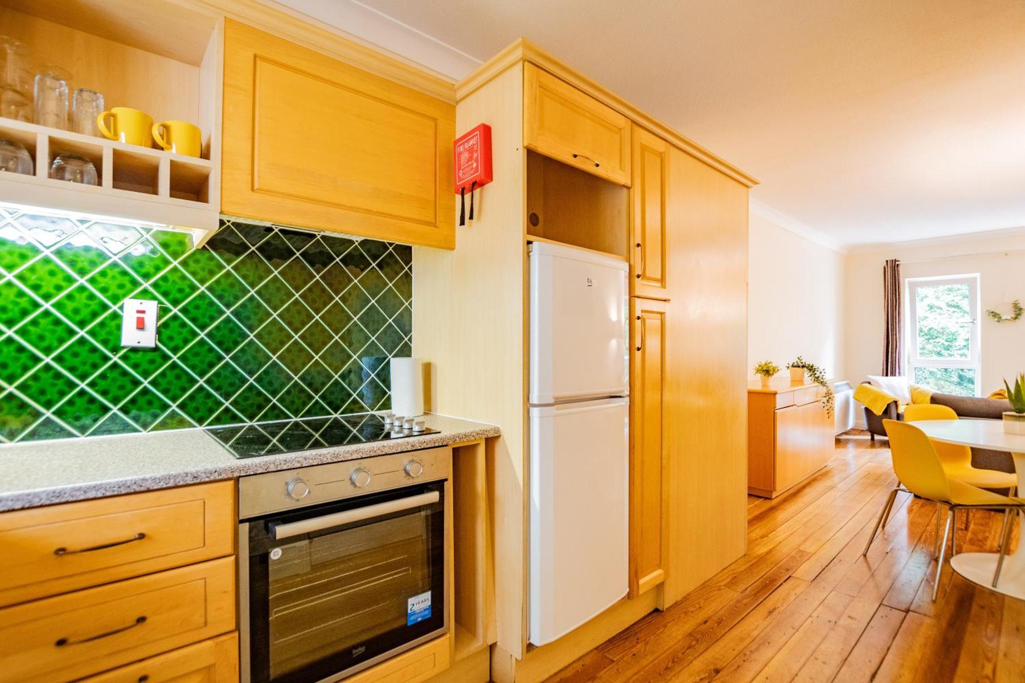 215 - The Willow At The Harbour Mill By Shortstays Westport
