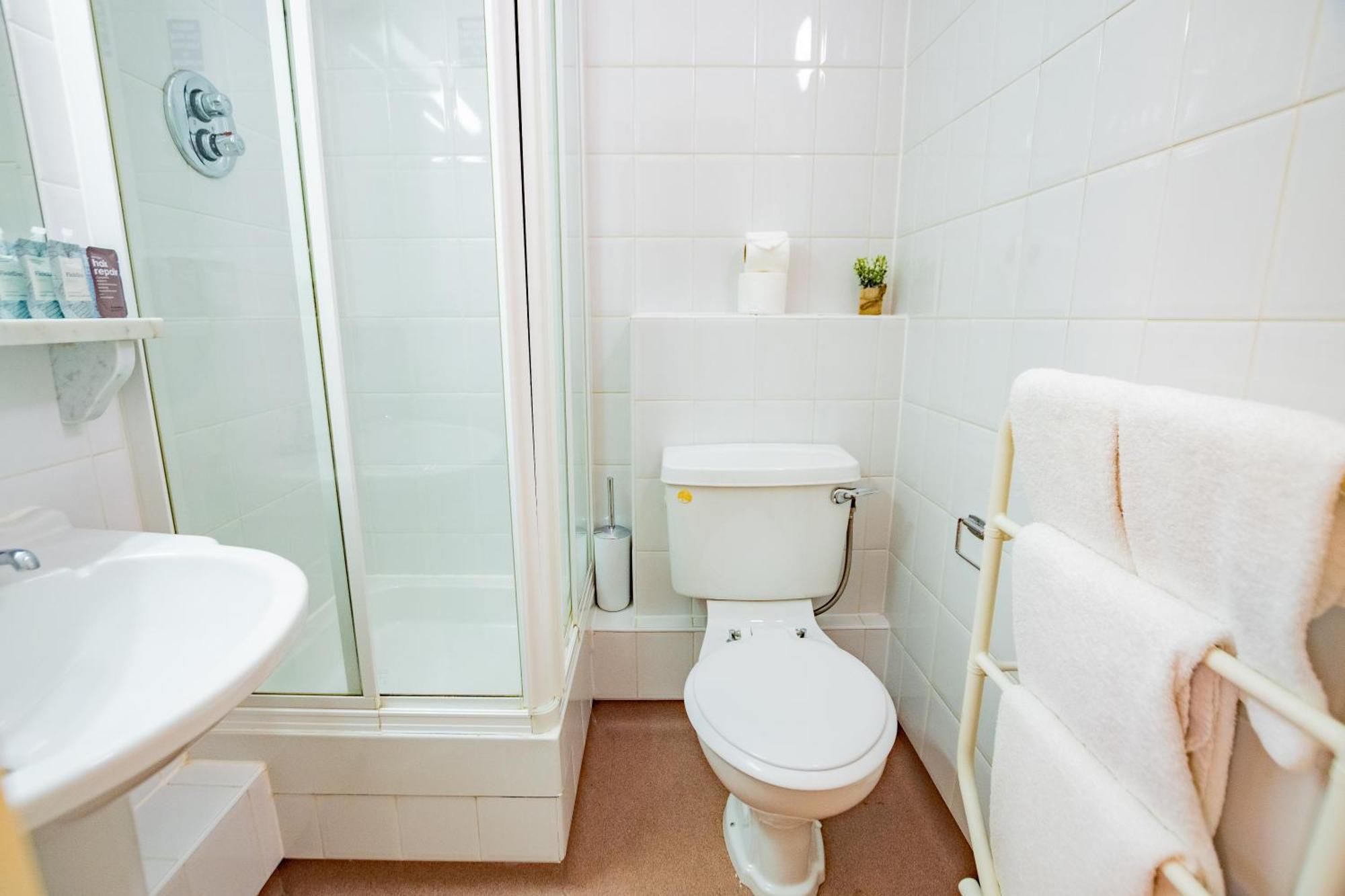 215 - The Willow At The Harbour Mill By Shortstays Apartment Westport